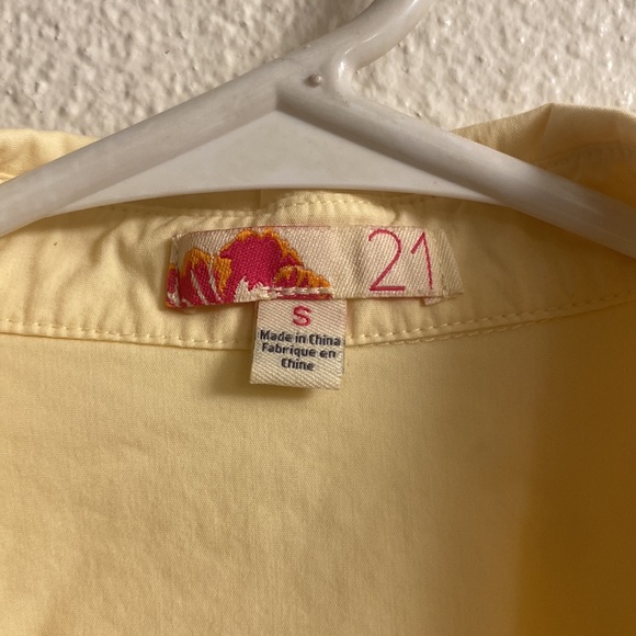 y2k Rue21 • Pale Yellow Short Sleeve Button Up Vest 💛 - Picture 6 of 9